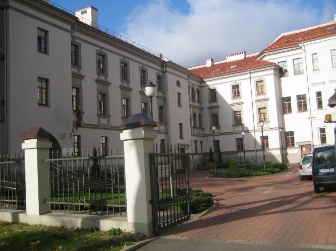 Teismo pastato Žygimantų g. 2 rekonstrukcija 2003 m. Teismo pastatas 2005 m.