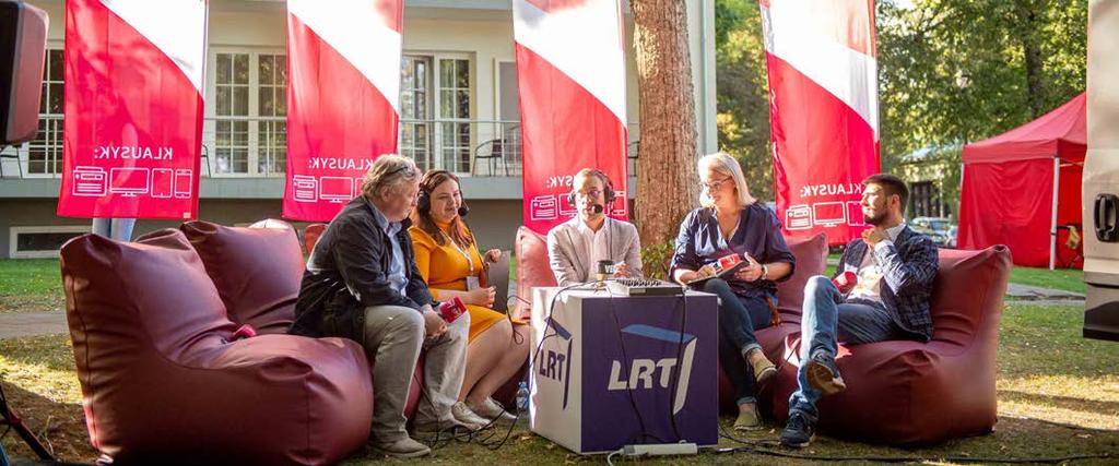 Visuomeninis transliuotojas Tarp 7 Lietuvos žiniasklaidos grupių LRT geriausiai vertinama pagal visas tirtas savybes. Per 2019 m.