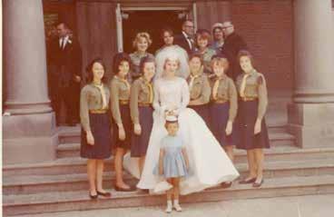 Skautiški prisiminimai Birutės dr-vės skautės Ciceroj dalyvauja Gražinos Grybaitės vestuvėse 1959 metais.