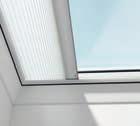 Lygus stiklo paviršius dera su tiesiomis stogo linijomis Estetiška išvaizda, tinka kai stogas gerai matomas 3 sluoksnių stiklo konstrukcija pailgina produkto tarnavimo laiką Energiškai efektyvus