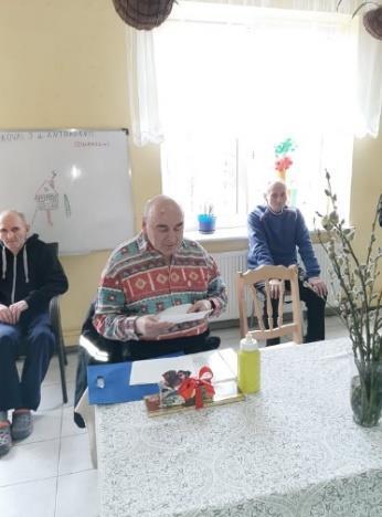 Iveta Korsakienė, 6 grupės gyventoja Kovo 3 dieną Trumpalaikės socialinės globos ir 6-os grupių gyventojai susirinko į kampelį prevencinei popietei Alkoholis - mums ne brolis.