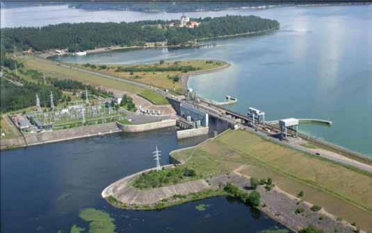 NordBalt ir Litpol Link jungčių atsiradimas. Kainų skirtumas aplinkinių šalių rinkose KHAE tam tikru periodu leis ekonomiškai naudingai panaudoti galias elektros prekybai, t. y.