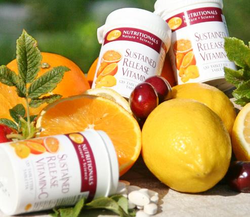 SUSTAINED RELEASE VITAMIN C Sustained Release Vitamin C Žmonės šimtmečiais kentėjo nuo skorbuto XV-XVI a.