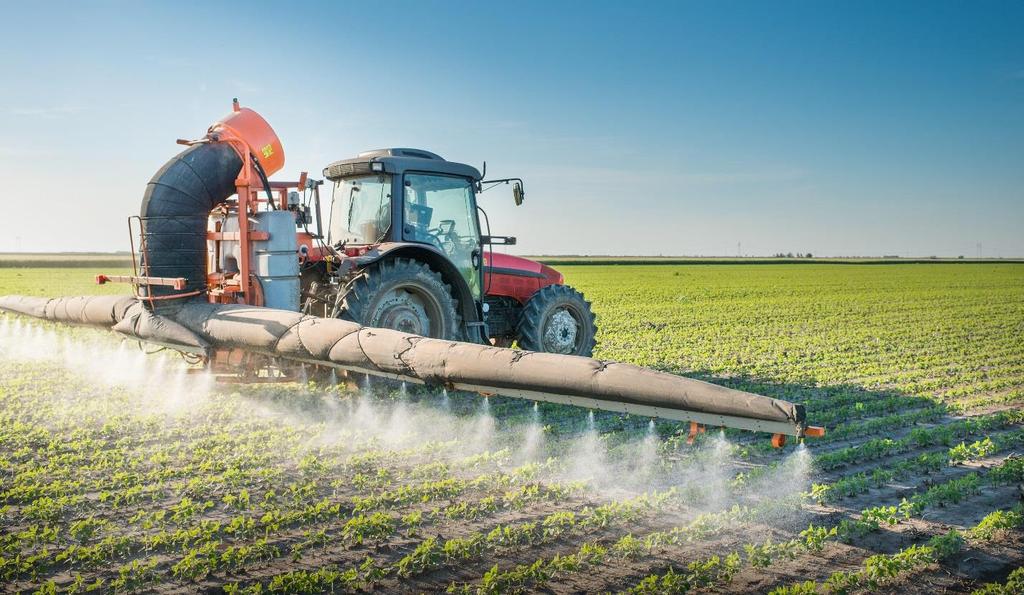 PROBLEMOS, KURIAS SUKELIA APLINKOS TARŠA Pesticidai naudojami kovai su kenkėjais, siekiant apsaugoti žemės ūkio produkciją nuo jų padaromos žalos bei reguliuoti derliaus augimą.
