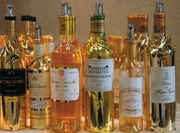 gėrimai Atkelta iš 9 psl. > 90 Darling Cellars Onyx Noble Late Harvest 2008, PAR, 35 Lt/0,375 Chenin Blanc. Botrytinis vynas. Švarus aromatas. Jame nesislapsto razinos, medus, akacijos ir figos.