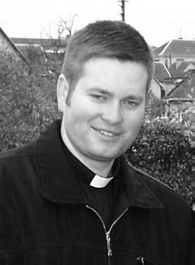 Tada ir čia, ten ir dabar Šis mūsų laikraščio numeris skaitytoją pasieks rudeniui bei liturginiams metams baigiantis.