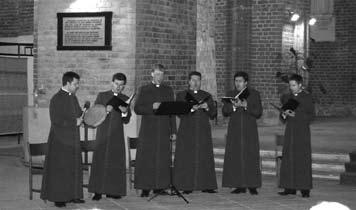 Konferencija Rygoje sulaukė 65 dalyvių (vargonininkų, chorų vadovų, bažnytinės muzikos mėgėjų) iš Austrijos, Čekijos, Danijos, Italijos, Latvijos, Lietuvos, Olandijos, Prancūzijos, Rumunijos,