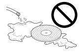 Nenaudokite šoninio spaudimo į diską ĮSPĖJIMAS Nenaudokite pjūklo smulkinimui ir nenaudokite spaudimo disko šonuose.