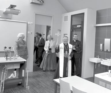 Gimnazijose Kauno jėzuitų gimnazijoje atidarytas naujas priestatas mokymo metodus, įgyvendina pagrindinį jėzuitų ugdymo siekį, išsakytą gimnazijos
