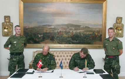 Pasikliaudama savo kariais, Lietuva pirmà kartà savarankiðkai vadovauja vienai NATO misijai, kurioje taip pat dalyvauja kariai ir civiliai ið kitø ðaliø Islandijos, Danijos, JAV, Kroatijos.
