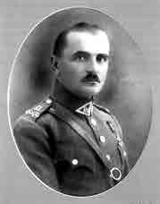 PRIEDAI 1 priedas Pulko vadai Plk. ltn. Jurgis BUTKUS 841 (Atskirojo Marijampolės bataliono vadas nuo 1919 m. birželio 15 iki lapkričio 17 d., pulko vadas nuo 1919 m. lapkričio 18 d. iki 1921 m.