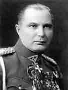 Sovietų Sąjungai okupavus Lietuvą, 1940 m. birželio 25 d. paskirtas Kariuomenės štabo viršininko div. gen. Stasio Pundzevičiaus padėjėju. 1940 m. birželio 30 d. pakeltas į brigados generolus.