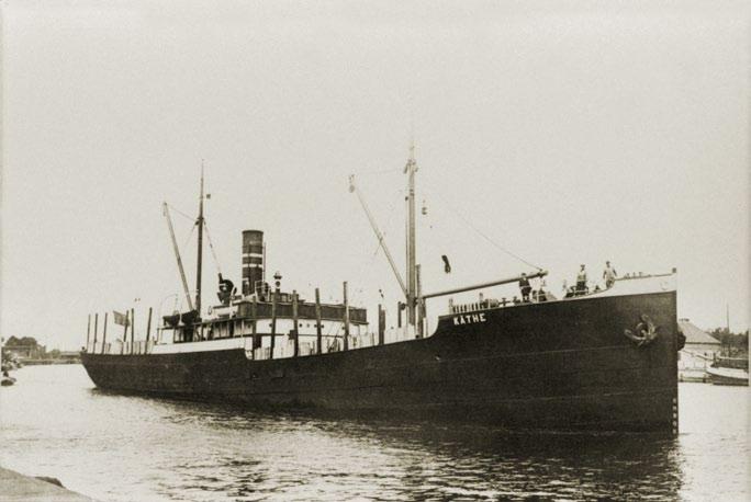 Garlaivis KÄTHE Steamship KÄTHE Pastatytas 1905 m. Vokietijoje. 1918 1932 m. savininkas bendrovė John Weiss Berlyne Registruotas Klaipėdoje 1918 1925 m. Plaukiojo su Lietuvos vėliava 1923 1925 m.