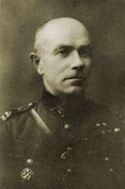 Teodoras Reingardas (1883 06 10 (05 29) 1947 12 13) Laivų kapitonas. Gimė Ukmergėje. 1892 m. įstojo į Kauno gimnaziją.