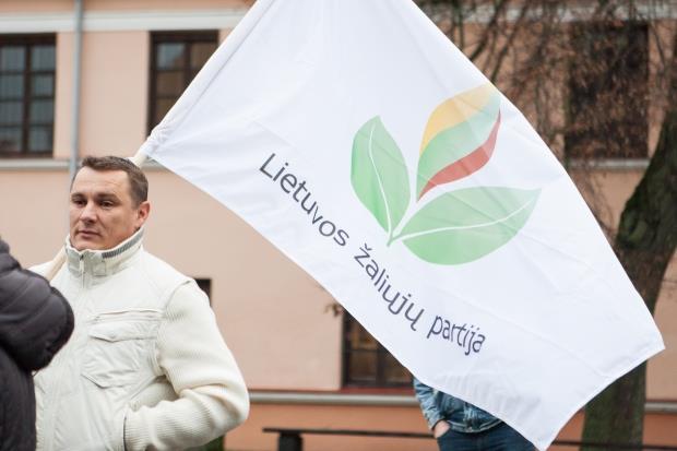 Balsys palaiko bendruomenes, kovojančias prieš Vilniaus