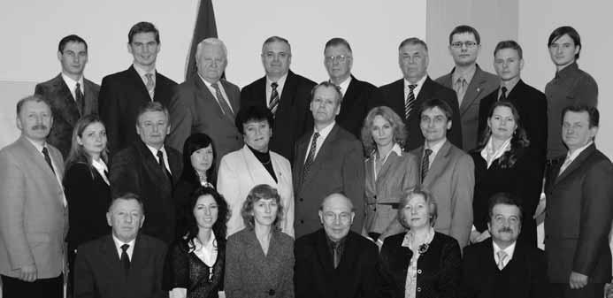 Laura Tupėnaitė, doc. dr. Titas Dėjus, dokt. Milena Medineckienė, vadybininkė Aldona Barkauskaitė, vyriausiasis mokslo darbuotojas prof. dr. Zenonas Turskis, doc. dr. Tatjana Vilutienė, doc. dr. Vaidotas Šarka, doc.