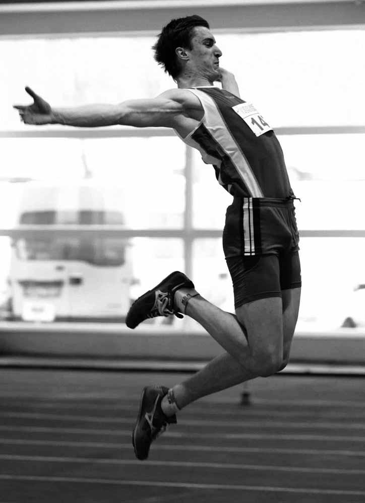 50SPORTAS 50 Į universitetą atėjau 1971-aisiais, kitą rugsėjį bus keturiasdešimt metų, skaičiuodamas savo praleistus metus treniruojant universiteto lengvaatlečius pats stebisi treneris JONAS