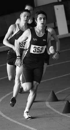 .. Reikia rūpintis studentų gyvenimu. Tada sulaukiame atsako ir pagarbos. SPORTAS Ar lengvaatlečiai turi savo tradicijų? Prieš kiekvieną sezoną su lengvaatlečiais susirenkame pirtelėje.