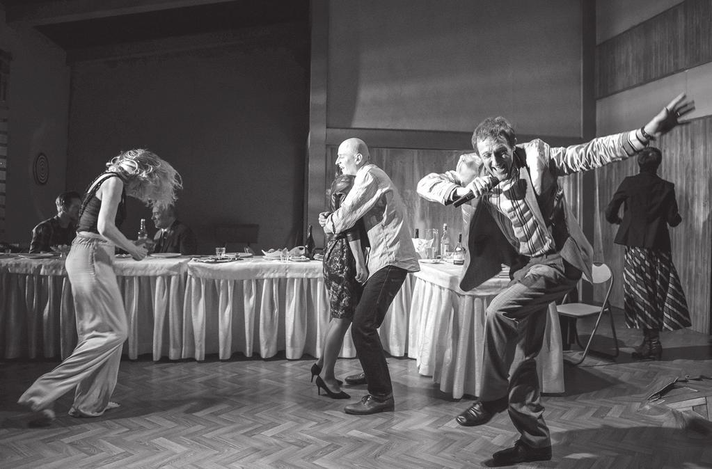 T eatras Vidutinio lietuvio gyvenimas Jaunimo teatro spektaklis Vienos miško pasakos Ieva Tumanovičiūtė Kai per Yanos Ross spektaklį Vienos miško pasakos (premjera įvyko vasario 15 ir 17 d.