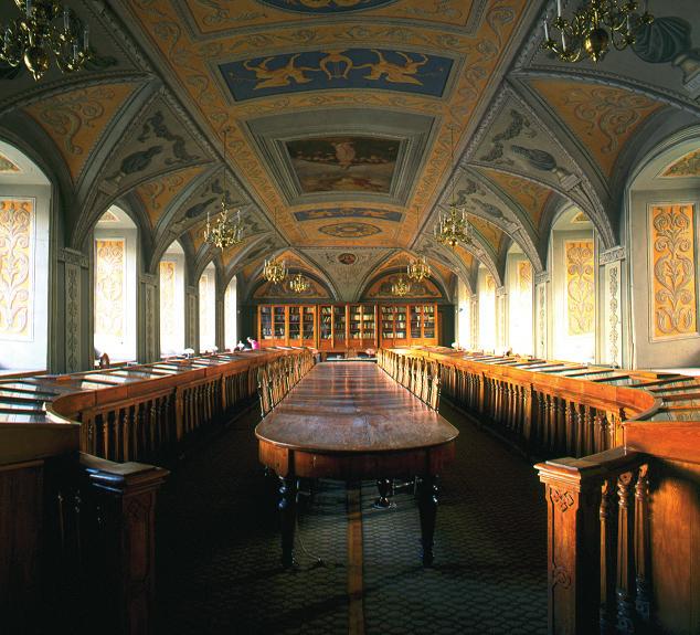 Pranciðkaus Smuglevièiaus salë Franciszek Smuglewicz Hall ko áþymûs sveèiai. Joje buvo Napoleonas, caras Aleksandras II ir kiti. Ilgainiui salës paskirtis keitësi. 1867 metais tapytojas V.