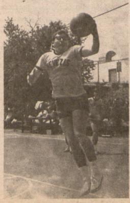 Skvikla, Rajono Vadeivės at stovė p s. R. Lora Ra jono Vadeiva s. J. Starėnas. Daugiausia taškų su rinko Bostono vienetas 63 jam atiteko ra jono pereinamoji taurė.