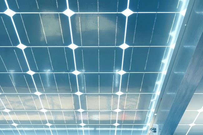 Saulės energetika Perovskitiniai plonasluoksniai fotovoltiniai elementai, kaip ir gerai žinomi silicio pagrindo saulės elementai, gali saulės spinduliuotę paversti mums reikalinga elektros energija.