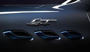 Levante GT Hybrid - Įkrauta galia Daugiau apie Levante GT Hybrid Levante GT Hybrid - šoninės oro angos ir GT ženklelis Levante GT