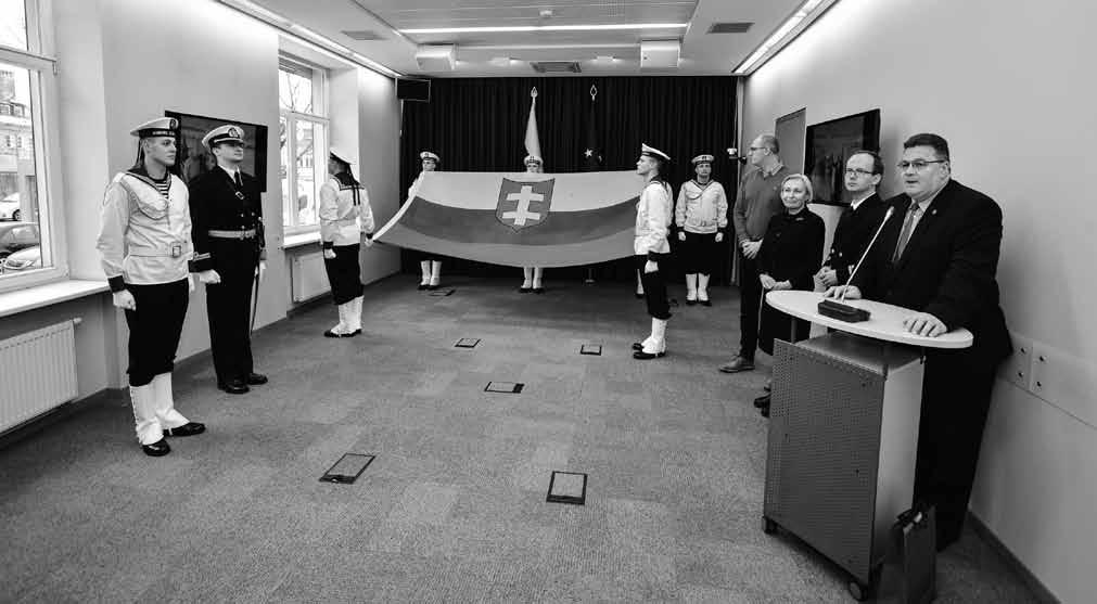 Tarpukario Lietuvos karinio laivyno vėliavos perdavimo Lietuvos jūrų muziejui ceremonija Užsienio reikalų ministerijoje, 2018 m. vasario 8 d.