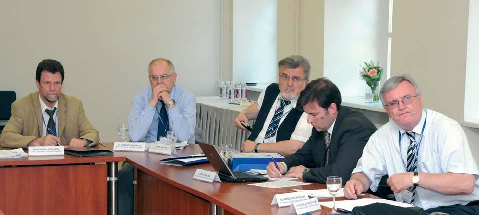 2 INŽINERIJA 2011 m. birželio 27 d. Nr. 10 (1407) Europos technikos universitetų vadovų susitikimas (Atkelta iš p.