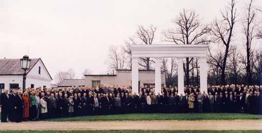 Patikimo apsirūpinimo elektra be atominės elektrinės vizija išblėso visose Baltijos šalyse. 2005 m. Seimas priėmė rezoliuciją dėl atominės energetikos tęstinumo Lietuvoje, o 2006 m. vasario 27 d.