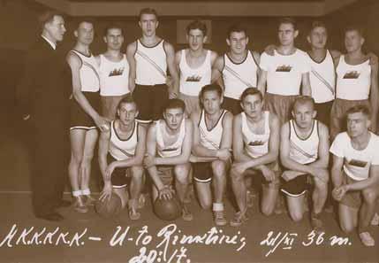 L IETUVOS KREPŠINIS 18 buvo pritaikytas sporto reikalams. Ten įrengti krepšiai, pradėta treniruotis žiemą, paskelbtos ir pirmosios krepšinio varžybos salėje žiemą.