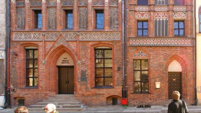 Truputis istorijos (2): Mikalojaus Koperniko muziejus Lenkijoje, Torunėje, kasmet sutraukia apie pusantro milijono lankytojų.