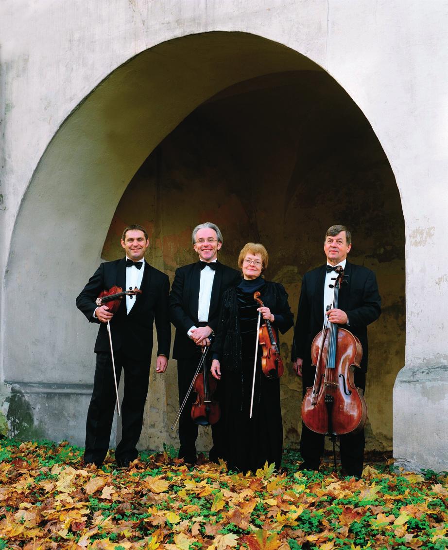 SOCIAL PROGRESS REPORT 2008 Medicinos Bankas supports Vilnius String Quartet, which promotes Lithuania around the world. From left: Girdutis Jakaitis (alto), Artūras Šilalė (II violin), Prof.