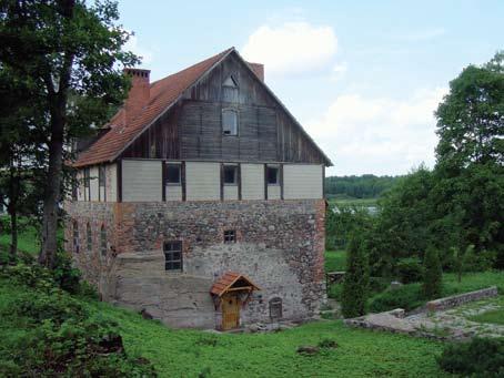 Prienų kilpa. Prienų kultūros paveldo objektai 17 km ilgio Prienų kilpa yra trumpiausia iš Didžiųjų Nemuno vingių. Jos sąsmaukos plotis vos 1,2 km.