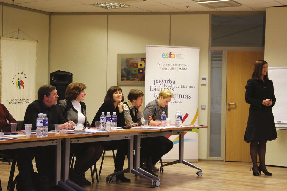 ESF naujienos BENDRADARBIAVIMAS Kelionės į kokybę pamokos Europos socialinio fondo agentūroje 6 Lietuvos kokybės vadybos ir inovacijų asociacija 2016 m. vasario 25 d.